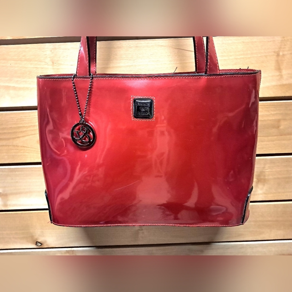 Frankie & Johnie Patent Leather Tote Bag - Picture 2 of 7